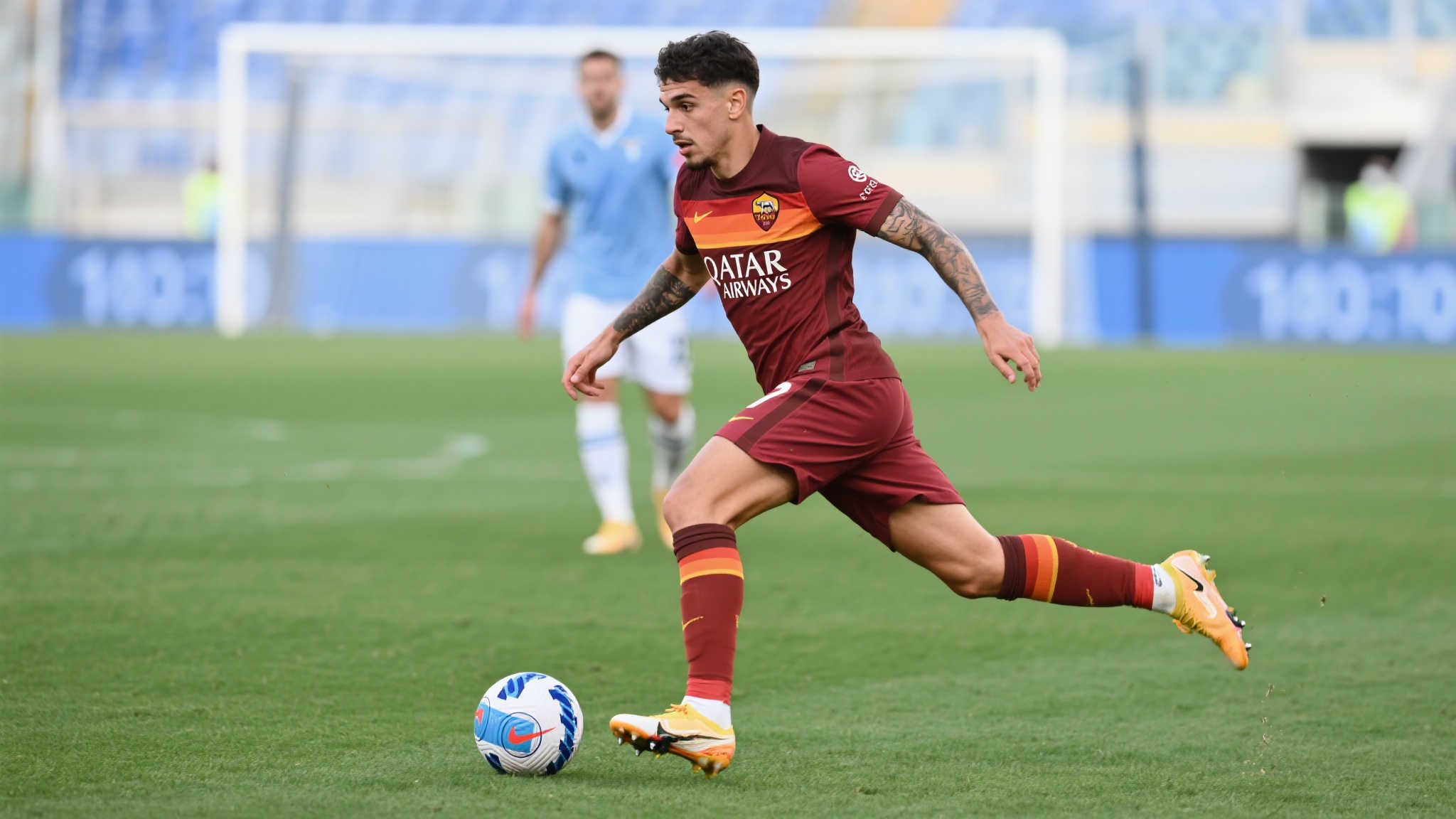 意甲多队展开对话,那不勒斯前球员马里奥-鲁伊成关注焦点 从技术层面来看,他不仅能胜任传统型边后卫角色,还能